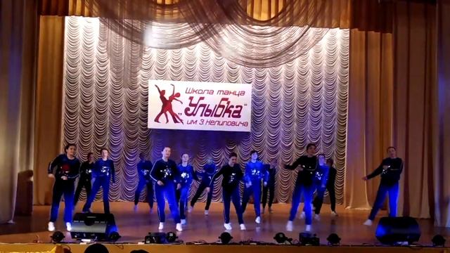 На первом месте-Гармония-Улыбка Антрацит танцы смотреть онлайн