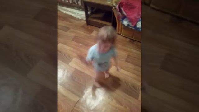 дочь танцует! первый танец! смотреть онлайн