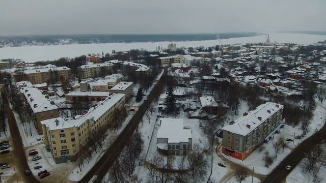 Кинешма - район ЖД вокзала , ул. Островского , парк 35летия Победы. Снято 30.01.2022года смотреть онлайн