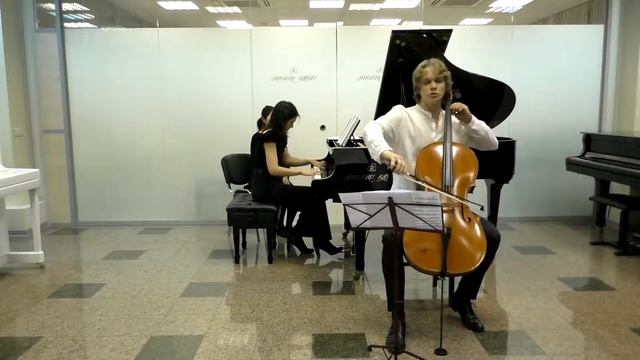 Г. Кассадо, «Воспоминание». Исполняют Максим Барбаш и Антия Коуто Мартинес. смотреть онлайн