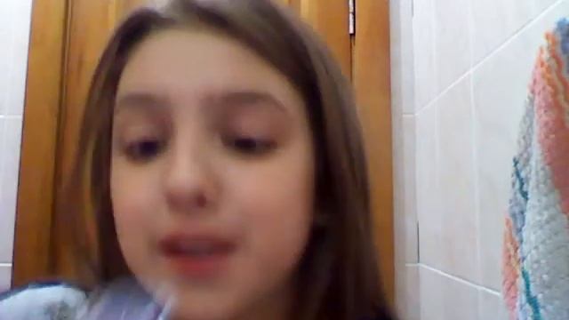 Я в ванной чищуд. зубы смотреть онлайн