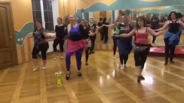 DARBUKA ?class для танцоров! Танцы под барабан - древние традиции в наше время. Сила! смотреть онлайн