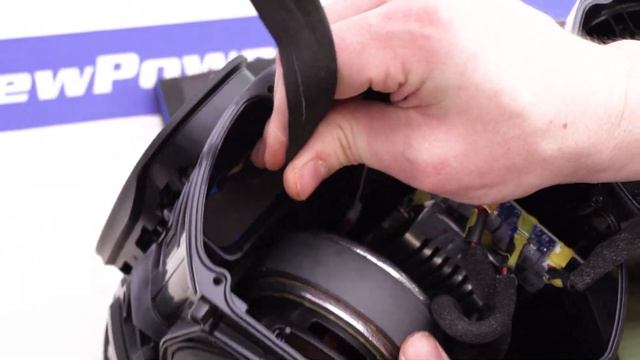 How to Replace Your JBL BoomBox 2 Battery смотреть онлайн