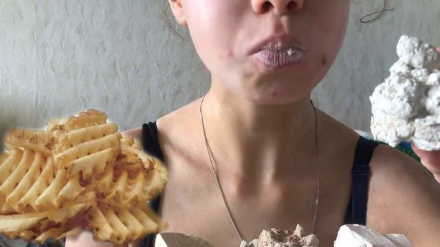 Сухое печенье + уральская 🍪🧇 глухой и звонкий хруст! ‘’Dry cookies + Ural deaf and sonorous crunch смотреть онлайн