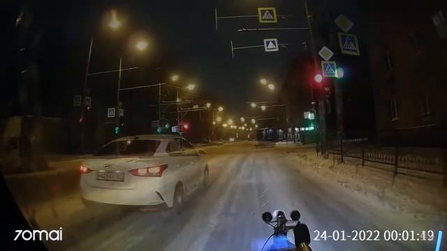 Монокар, закрытый электроскутер, электровелосипед 12 стеклоочиститель в снег смотреть онлайн