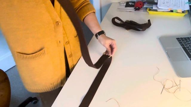 How to Sew an Adjustable Shoulder Strap by Lisa Lam смотреть онлайн