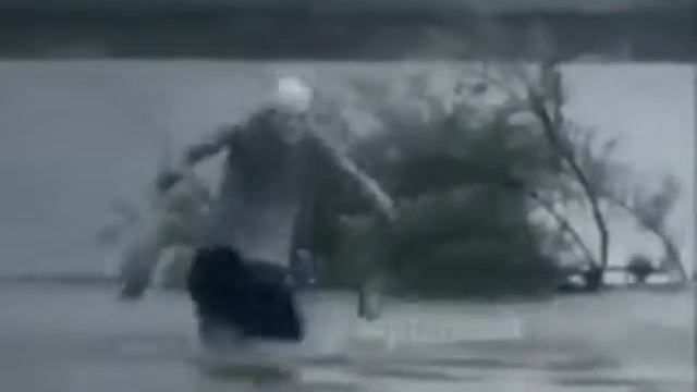 Школьник опаздывает в школу. смотреть онлайн