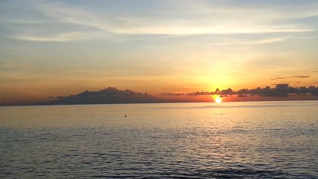 Bali. Бали. Рассвет на пляже Virgin. смотреть онлайн