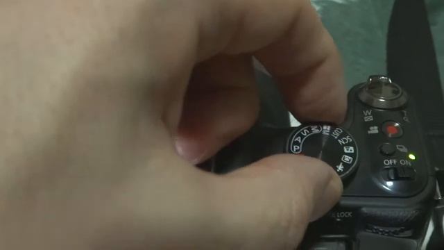 Panasonic Lumix DMC FZ100 Camera Review смотреть онлайн