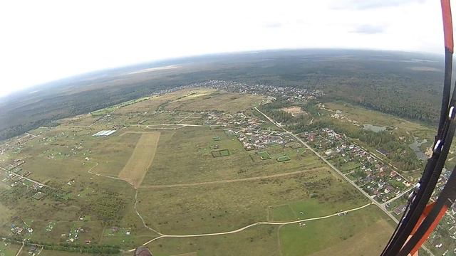 Полёт на параплане в Углово смотреть онлайн