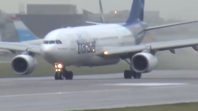 London Gatwick Airport LIVE! смотреть онлайн