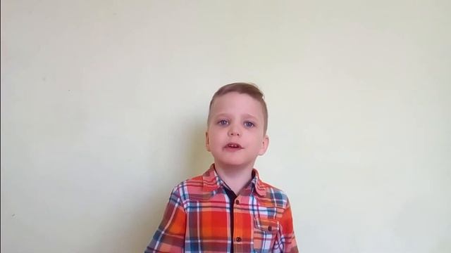 Яша читает М.Ю Лермонтова "Парус" смотреть онлайн