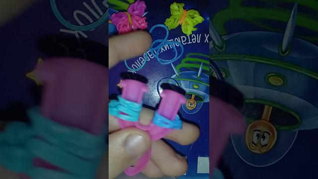 как сплести бабочку из резинок смотреть онлайн