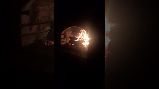 костер в осенний вечер во Франции смотреть онлайн