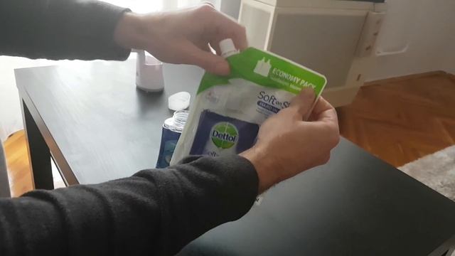 How to refill Dettol No-Touch Hand Wash Over and Over Again / No touch NO KOVID-19 смотреть онлайн