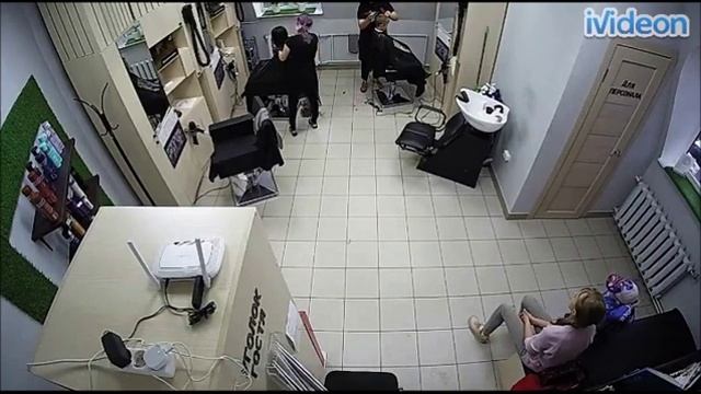 2019-08-09 18:09 Joshkar Ola Stroitelej hair salon - long brown hair cut to lob смотреть онлайн