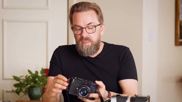 Thorsten Overgaard: Introduction to the Leica M-D 262 screenless camera смотреть онлайн