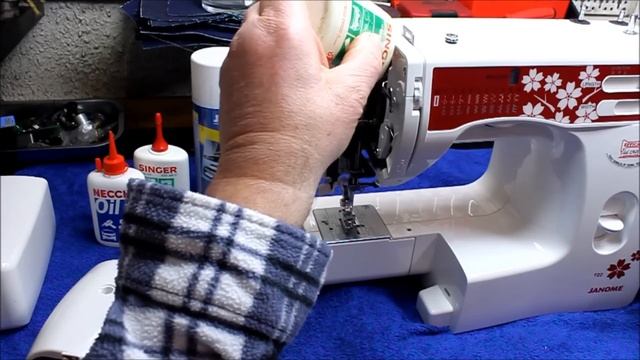 Pulizia del corpo macchina e sostituzione della lampadina смотреть онлайн