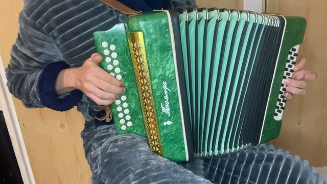 ТРОЯНДА ПРОДАЖА (купить) 89102328922 смотреть онлайн