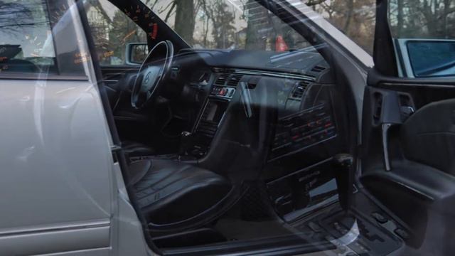 1998 Mercedes-Benz W210 E55 AMG смотреть онлайн