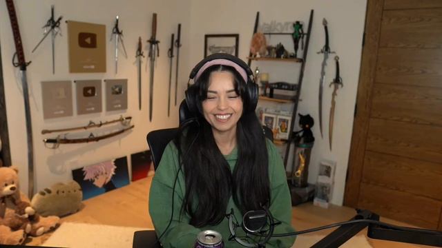 Valkyrae talks about going on a podcast смотреть онлайн