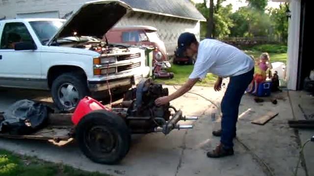 1960 40 hp. 1200cc Volkswagen Engine runs after a 37 year nap смотреть онлайн