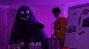 ГРИМАС в реальной жизни, выпили ГРИМАС ШЕЙК а4 VK