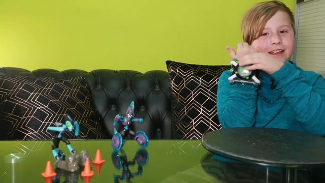 NEW ALIEN SECRETS REVEALED! (for BEN 10 SUPERFANS ONLY)! смотреть онлайн