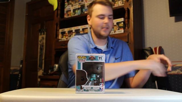 Huge Unboxing! The G.O.A.T. Michael Jordan Funko Pop! смотреть онлайн
