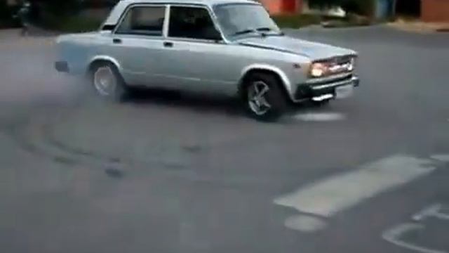 Ваз на компресоре крутит пятаки смотреть онлайн
