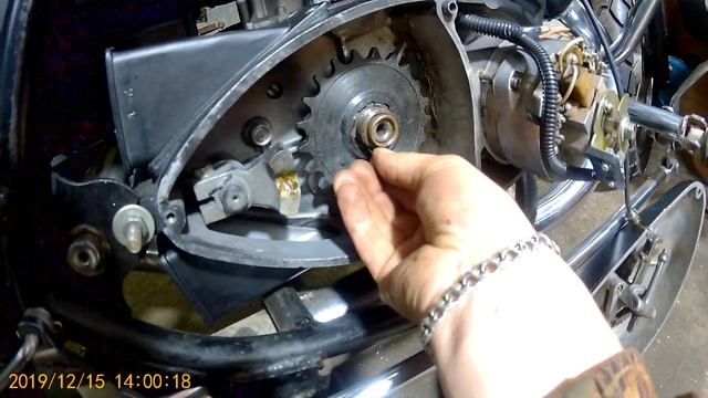 ИЖ ЮНКЕР'' ПЕРЕЗАГРУЗКА'' фиксация ведущей звезды , приводная цепь. смотреть онлайн