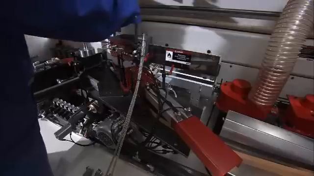 IMA Advantage - узел клеенанесения