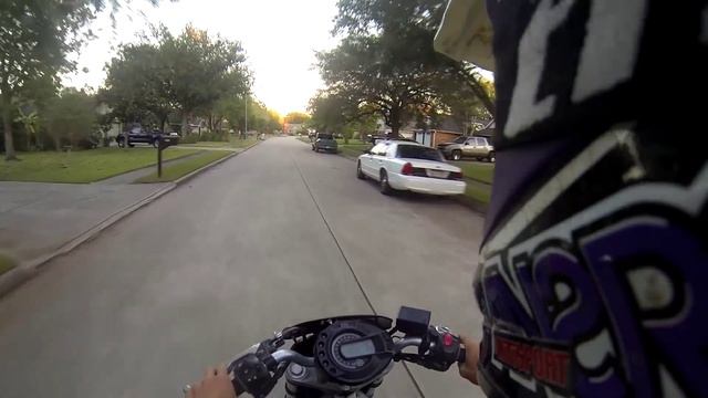 Yamaha fz6 wheelies смотреть онлайн