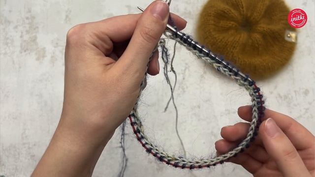 ВЯЖЕМ МОДНУЮ РЕЗИНКУ ДЛЯ ВОЛОС - аксессуар из мохера Karoo смотреть онлайн