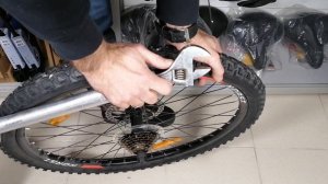 Как снять трещетку с колеса велосипеда.