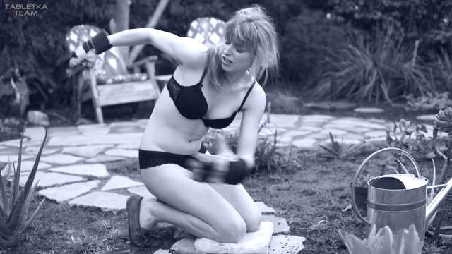 Жопелфи, новое веяние в мире селфи! смотреть онлайн