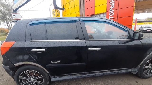 Видеобзор на автомобиль Geely Mk Cross