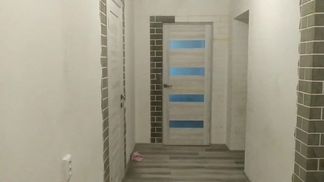 Делаем ремонт. Декоративная штукатурка под кирпич. смотреть онлайн