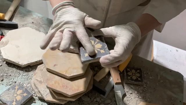 Чистим метлахскую плитку смотреть онлайн