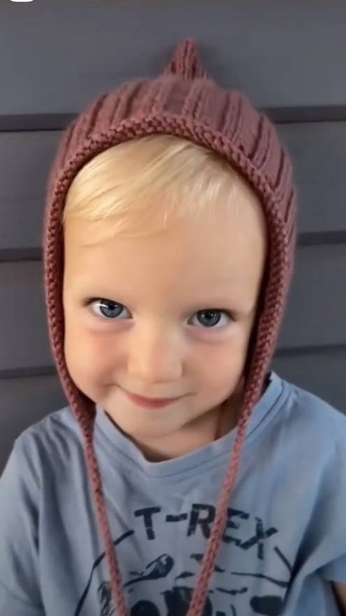 Чепчик Эльфа. И пофигу, что тут главное - шапочка…. смотреть онлайн