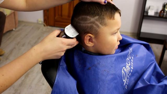 Стрижка своими руками и машинкой смотреть онлайн