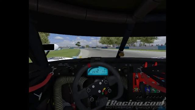 iRacing Riley prototype @ Sebring смотреть онлайн