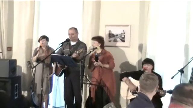 Команда ГАРМОНИЯ. ГОРОДОК (Таруса и его гуси )). Синий троллейбус, Клайпеда 11.10.2015. смотреть онлайн