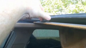 Снимаем шторку люка на MERCEDES-BENZ W221