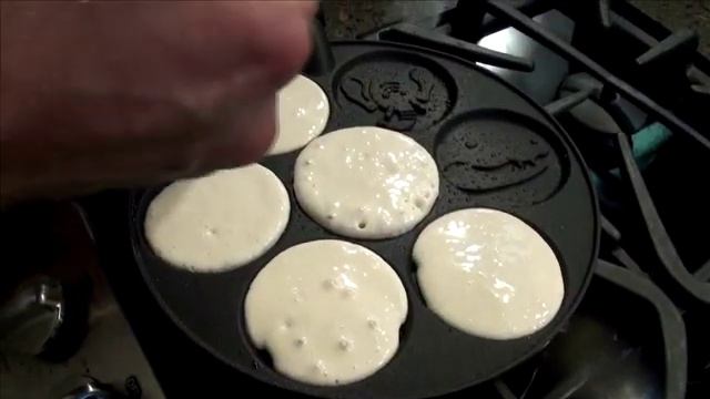 Zoo Friends Pancake Pan смотреть онлайн