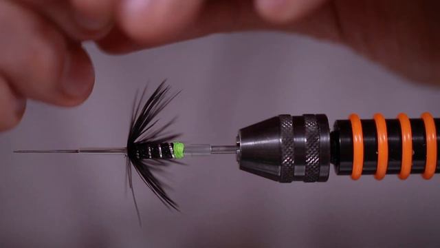 Tying A Green Butt - Tube Fly смотреть онлайн