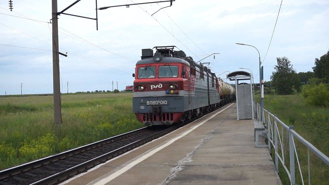 Электровоз ВЛ80С-010