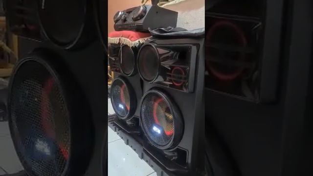 lg cl98 (mc rodolfinho) que grave assustador?? (tremeu tudo) смотреть онлайн