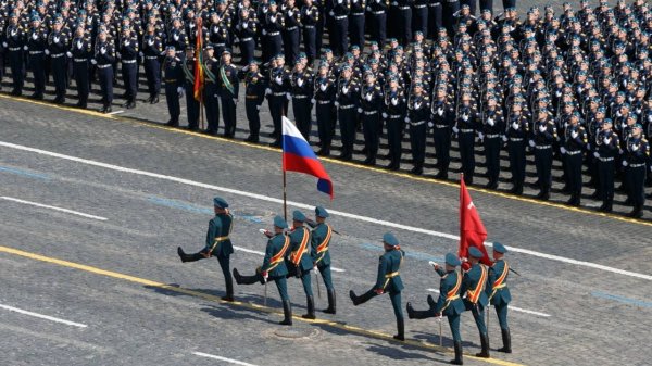 Peter Gunn - Henri Mancini (Feat. Russian)