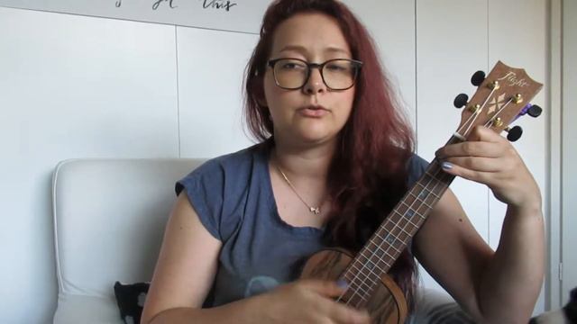 Lewis Capaldi - someone you loved ukulele cover смотреть онлайн